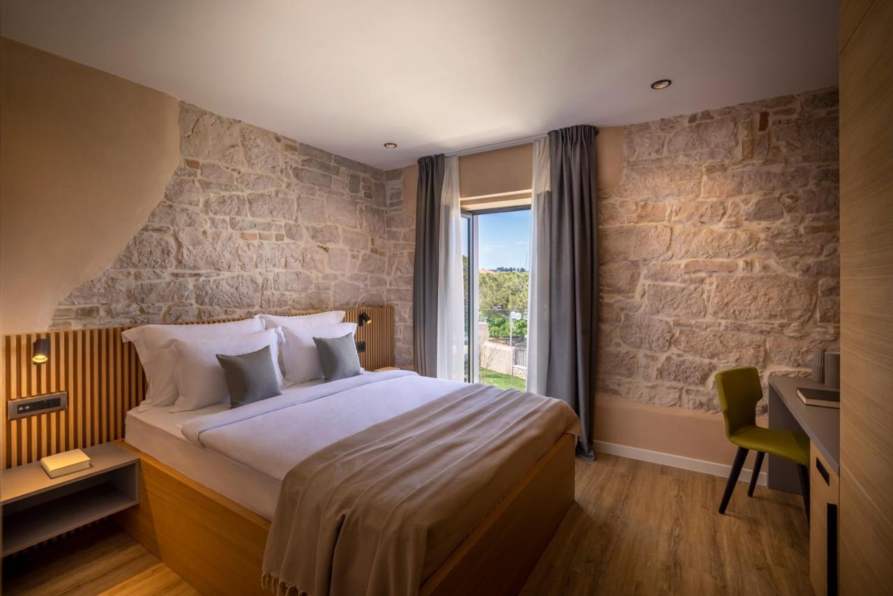 Dunatovi Dvori Heritage Hotel Preko Ngoại thất bức ảnh